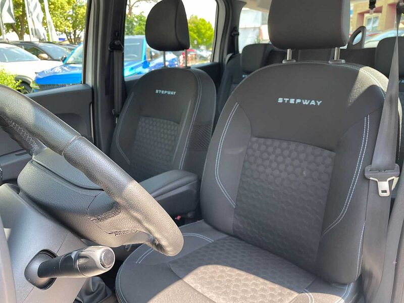 Dacia Lodgy Stepway TCe 115